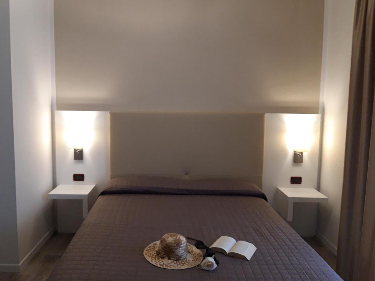 Hotel Trevi ليدو دي يسولو المظهر الخارجي الصورة