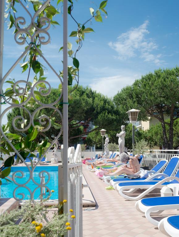 Hotel Trevi ليدو دي يسولو المظهر الخارجي الصورة