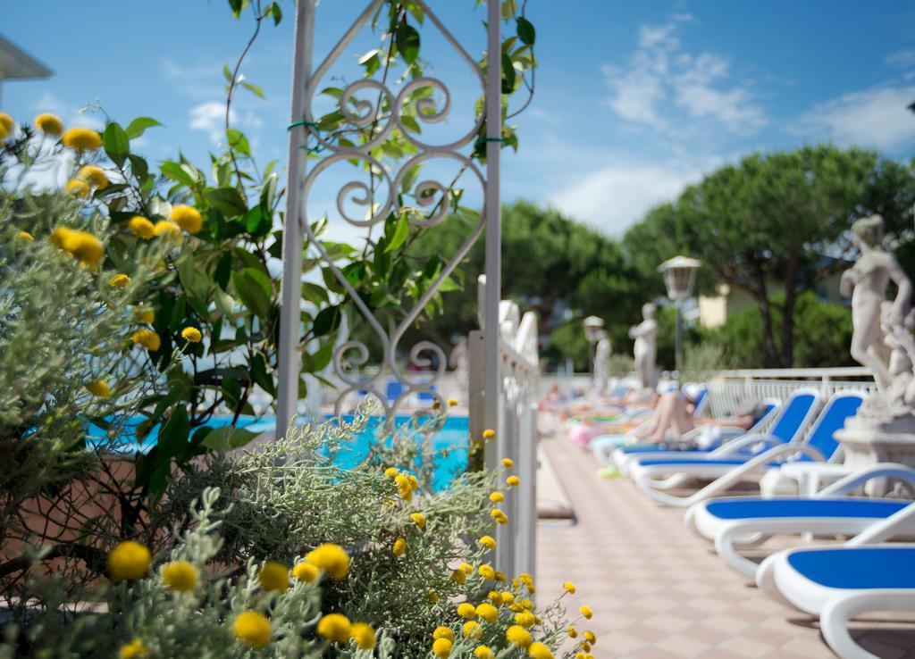 Hotel Trevi ليدو دي يسولو المظهر الخارجي الصورة