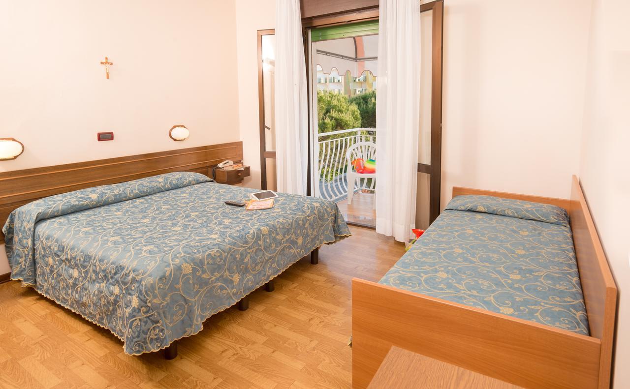 Hotel Trevi ليدو دي يسولو المظهر الخارجي الصورة